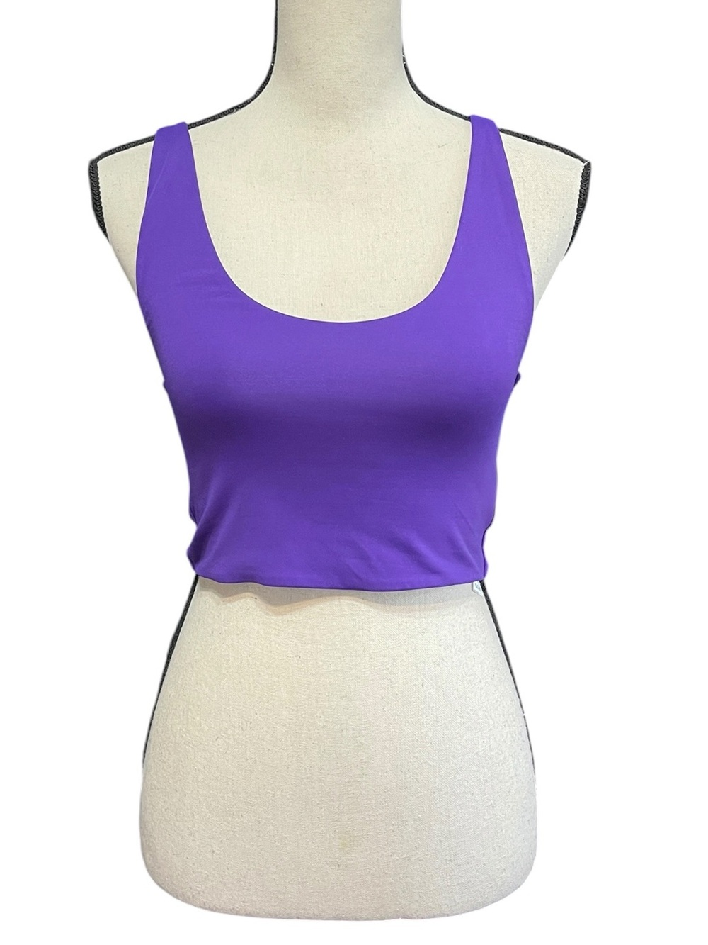 Babaton Sterch Scoop Neck Cropped Casual Trendy Athletic Tank Top Purple Small